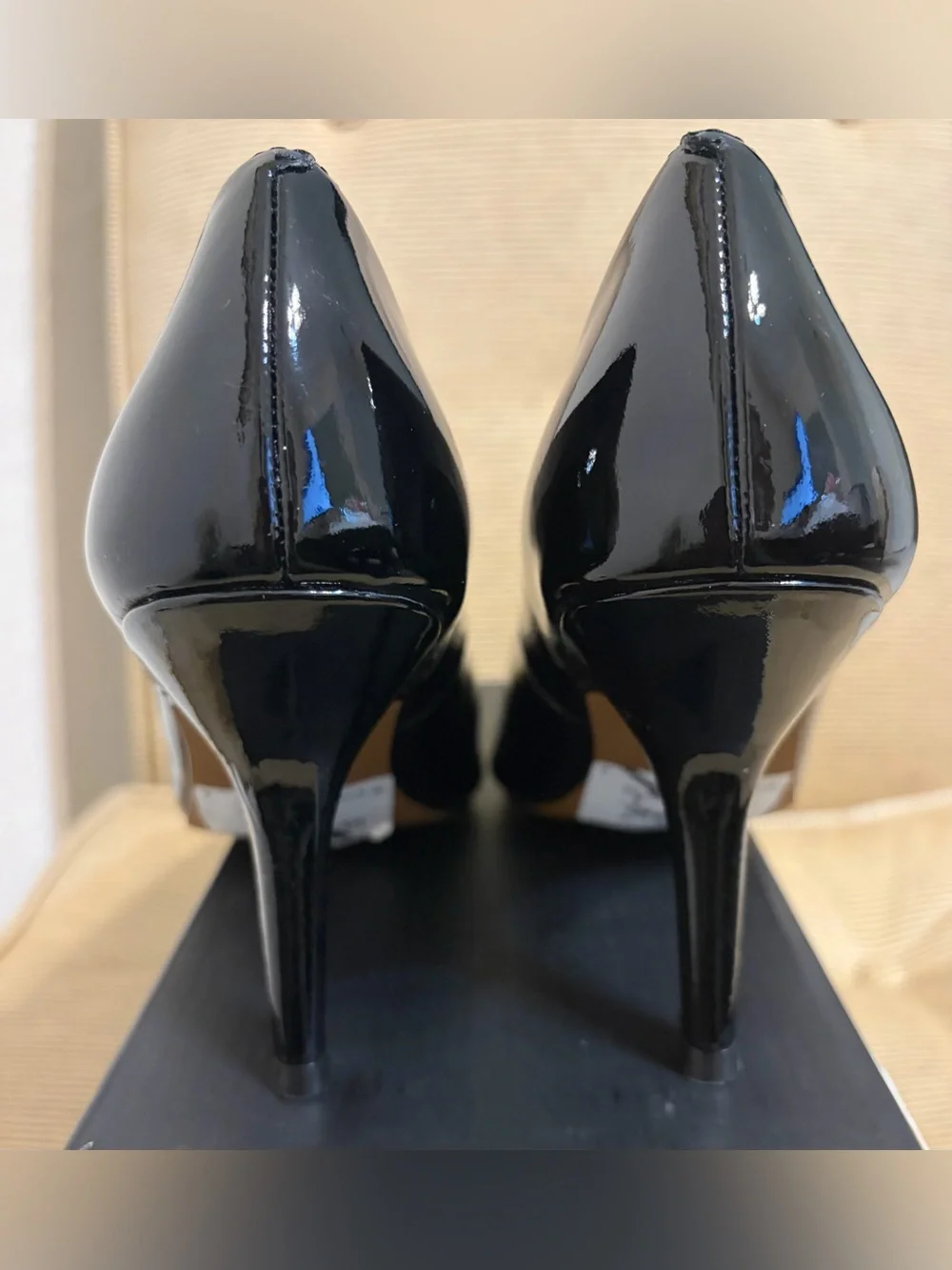 NWT Linea Paolo Polina Women's Black Patent Leather Pumps - Size 8.5